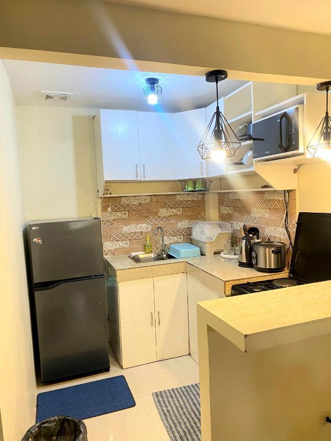 2 Bedroom Townhouse In Bacolod City Esterno foto